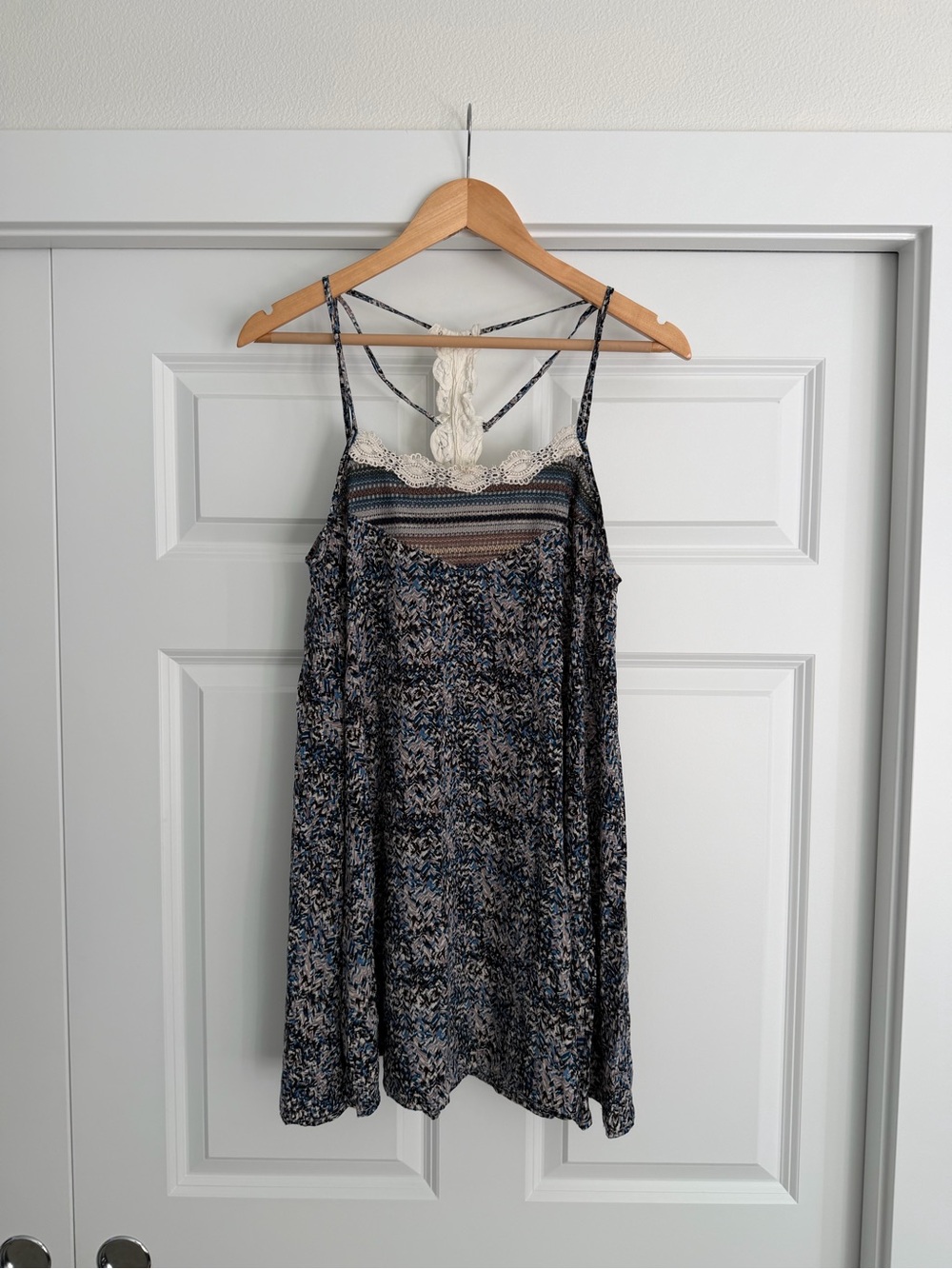 Crochet-Back Navy Floral Swim Coverup Tunic - Women's Beachwear